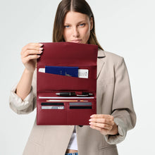 Load image into Gallery viewer, The Traveller 2.0 | Burgundy