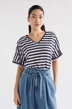 Load image into Gallery viewer, Seter Tee | White Navy