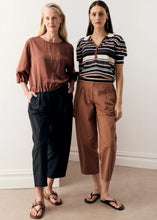 Load image into Gallery viewer, Alma Barrel Pant | Toffee